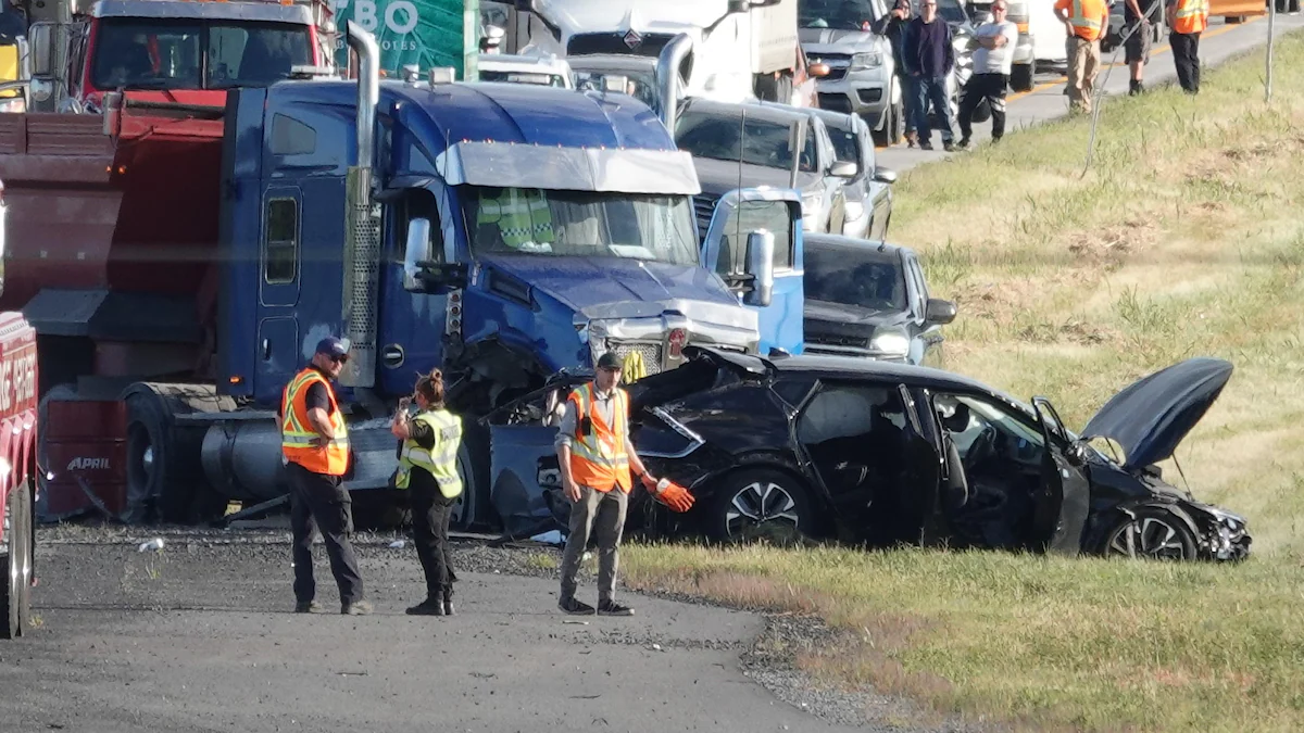 Multi-Vehicle Collision on Highway 30 Claimed the lives of Age 34, Mother and her 5-year-old child