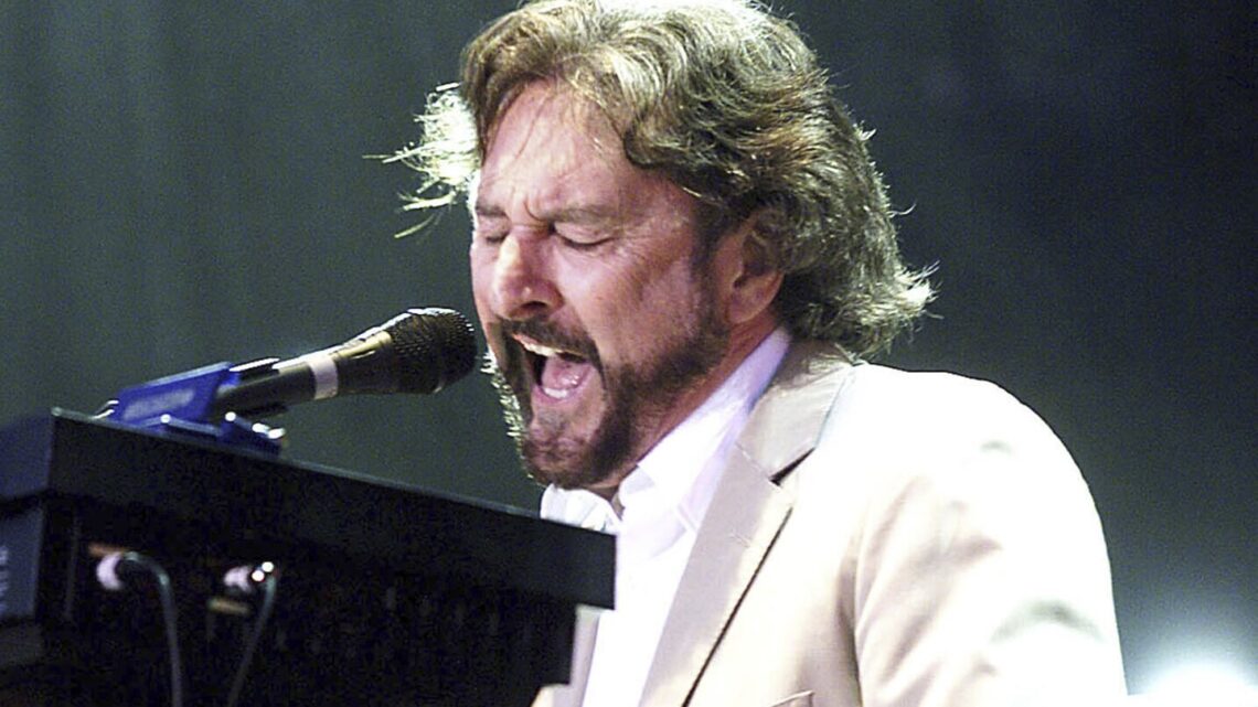 Rick Davies, Co-Founder of Supertramp, Dies at 81