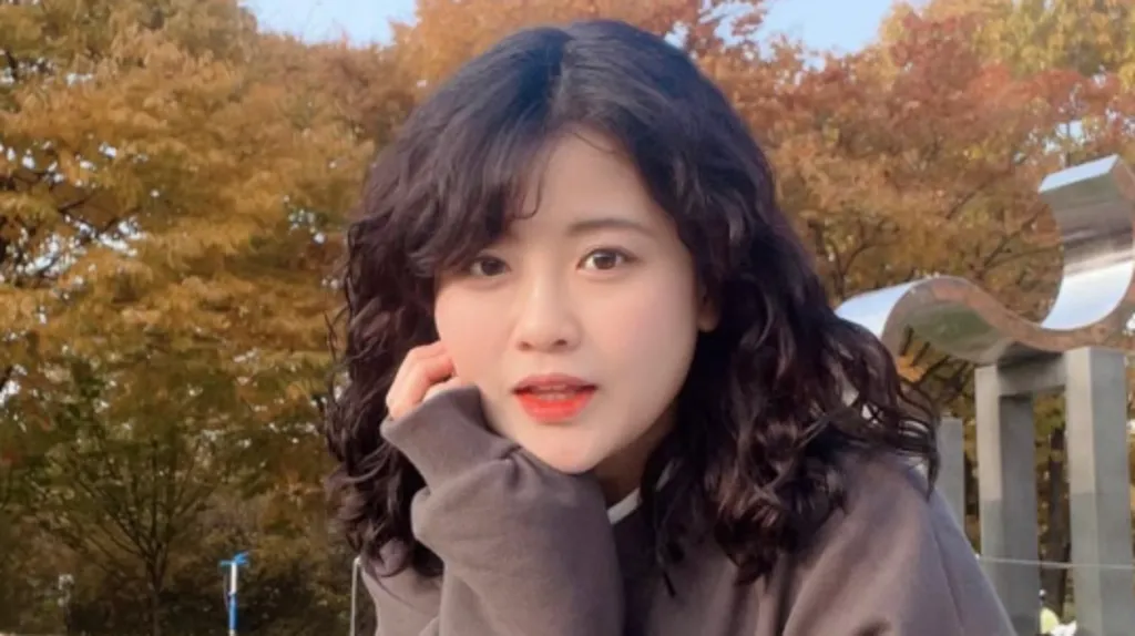 Baek Se-hee Died By Suicide at 35 England Mourn South Korean Author of “I Want to Die but I Want to Eat Tteokbokki,