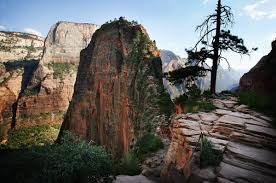 Hiker Gilberto Ramos Dies After Fall at Angels Landing as Zion Safety Measures Face Scrutiny
