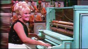 Jo Ann Castle, ‘Queen of the Honky-Tonk Piano’ and Lawrence Welk Star, Has Passed Away at 86