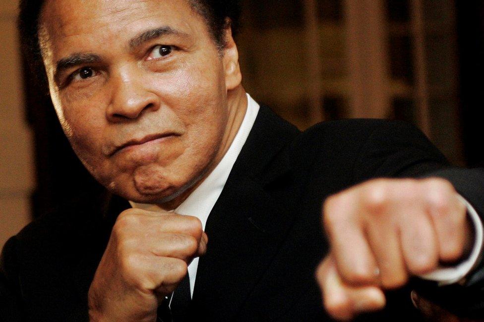 Muhammad Ali Dies at 74 Boxing Legend’s Life and Legacy