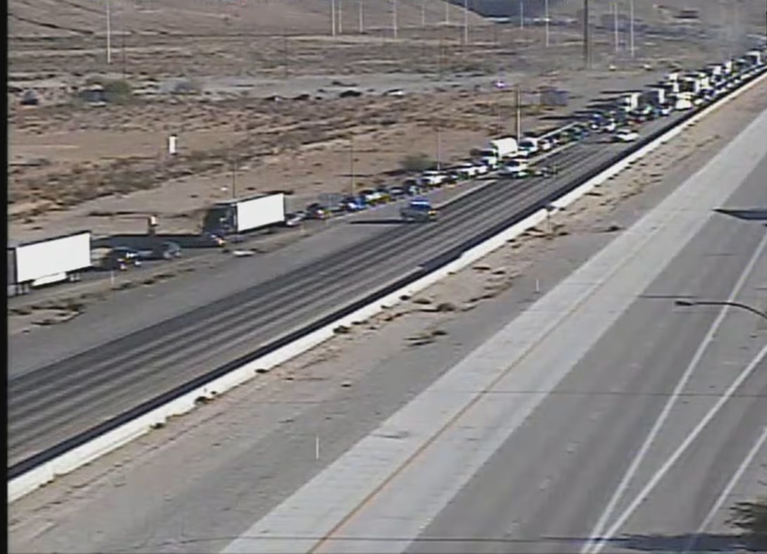 15 freeway accident today