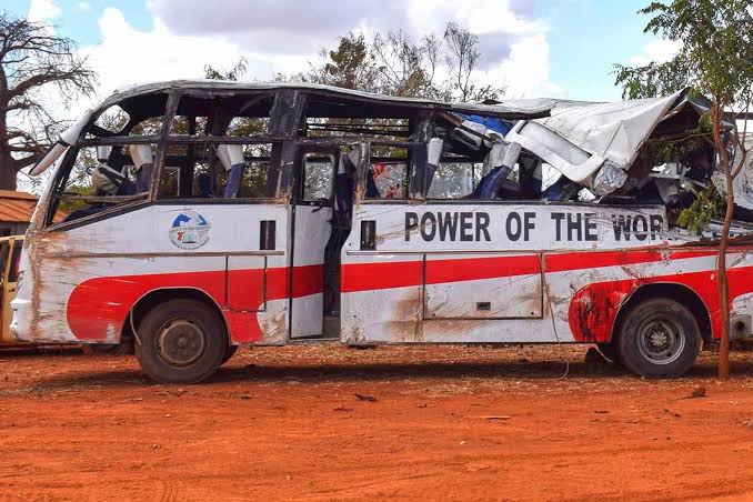 24 Killed and 24 Injured in Bus-Truck Collision in Kenya