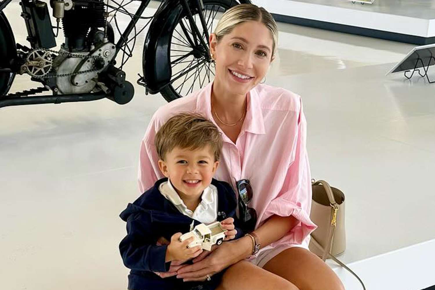 Baxter Burnham Death at 4 Influencer Jennifer Burnham Reveals Details of Son's Six-Month Brain Tumor Battle