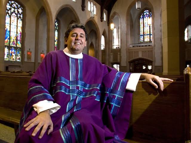 Father Joe LeClair, Ottawa Priest Dies at 74